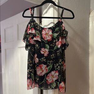 Cabi navy flowered cold shoulder blouse